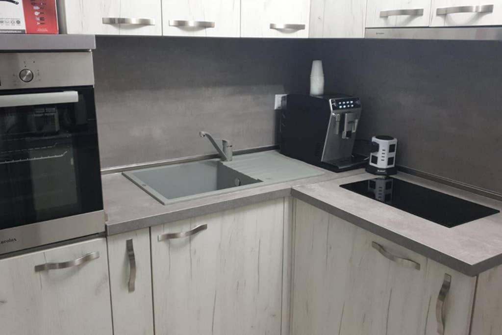 Cosy Charming Apartment Yukarı Cuma Dış mekan fotoğraf